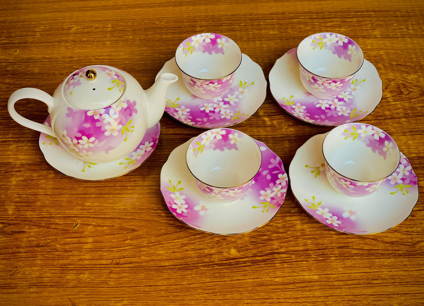 Japanese 🇯🇵 Ceramic Cava Set🫖🍵 | 1 Teapot + 5 Cups + 5 Saucers + 5 Dessert Plates | Elegant Crackle Glaze Finish🥰